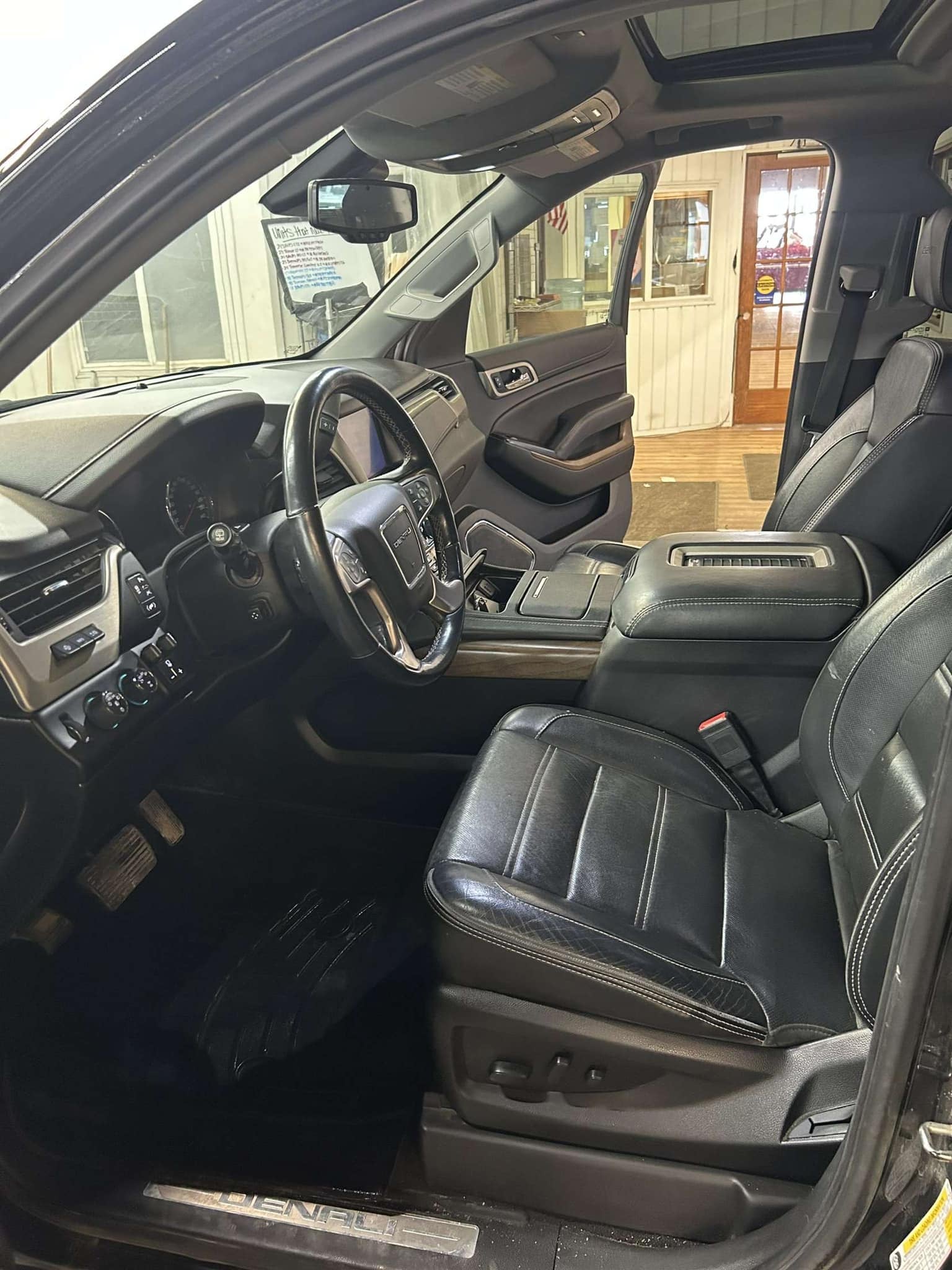 2020 GMC Yukon XL Denali
